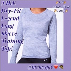 Nike Dri Fit Top🎉HP🎉